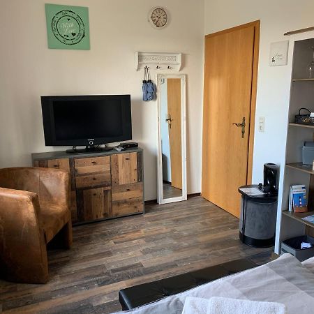 Privates Ferienzimmer An Der Nordsee Хузум Экстерьер фото